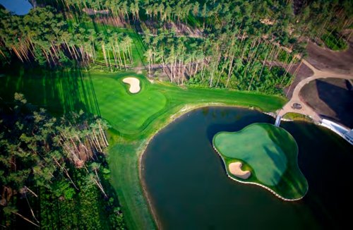 Golf course with lake view from the Prague, Vienna, Budapest golf itinerary